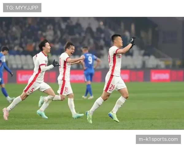 长春亚泰0-2不敌上海申花，遭遇联赛三连败